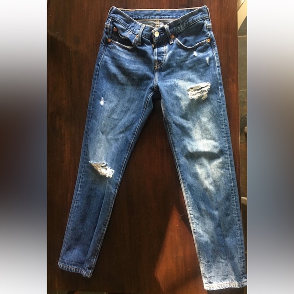 LEVI's 501t (Tapered Jean, Slight Distressed)